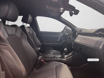 Audi Q3 - 4