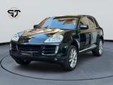 Porsche Cayenne 4.8 S si vende a commercianti - Porsche Cayenne mit Benzin-Antrieb: Kombi, Automatik