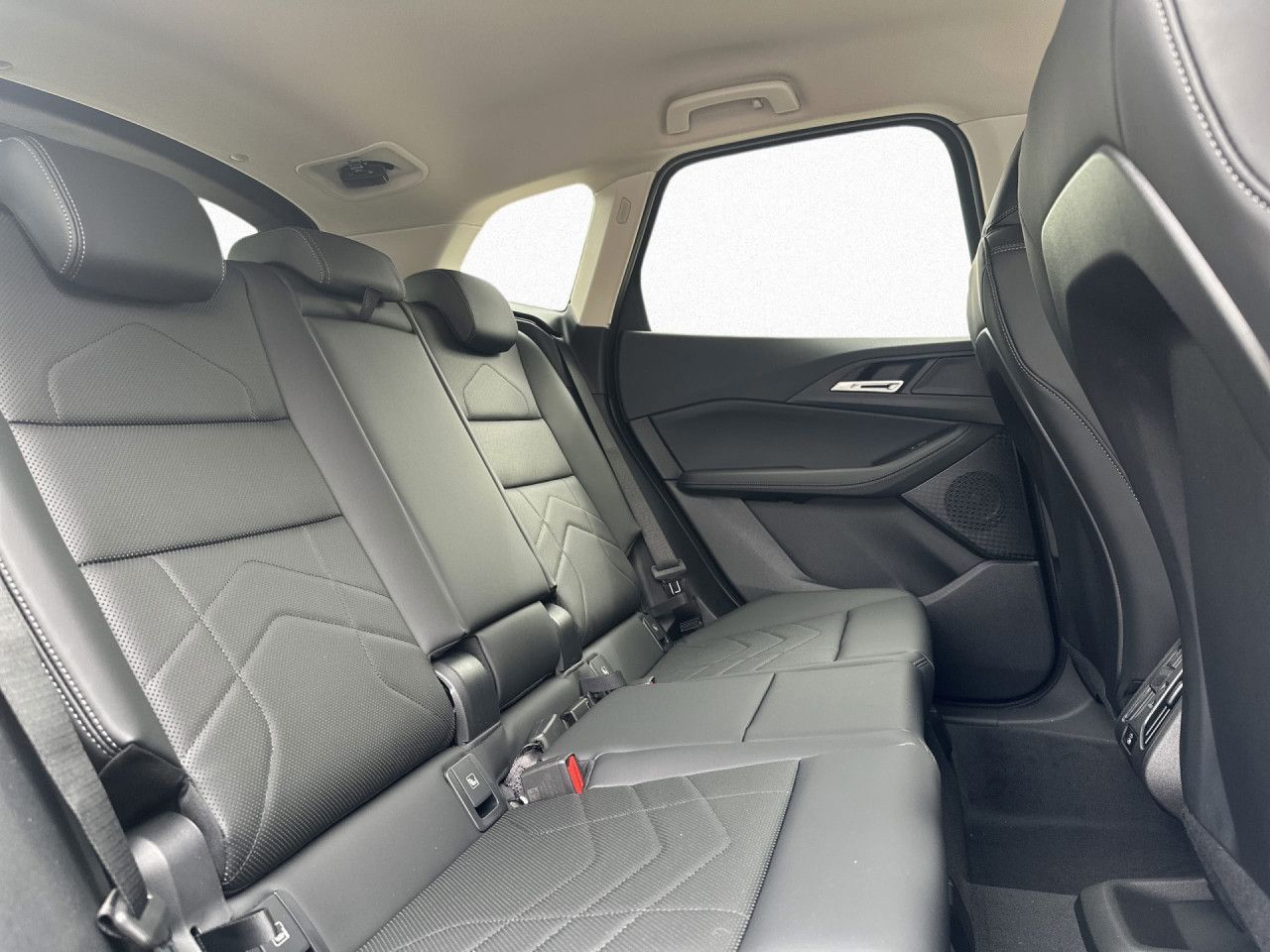 BMW 218 - Bild 13