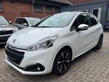 Peugeot 208 Allure+SZH+PDC+KAMERA+TEMP+PANO - Peugeot 208 Gebrauchtwagen in Hamburg