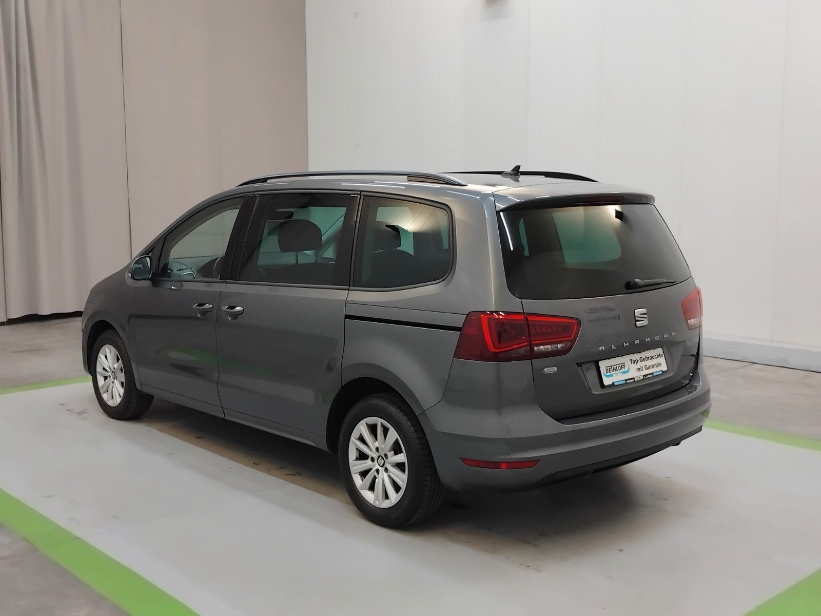 Seat Alhambra (06/2026, Benzin)