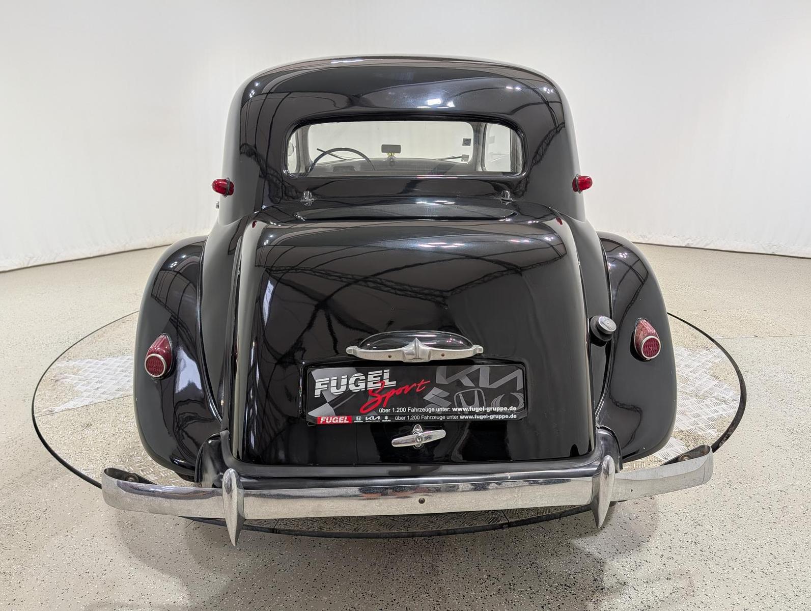 Citroën 11CV 11 B 1.9