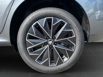 Skoda Kamiq 1.0 TSI DSG Tour *KLIMA*SHZ*AHK*MATRIX*