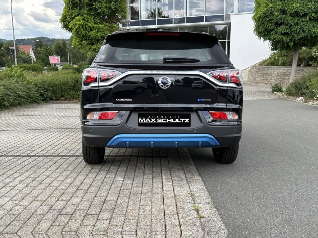 Fahrzeugabbildung Ssangyong Korando E-Motion Titanium *LED*Sitzhzg*PDC*Totw*