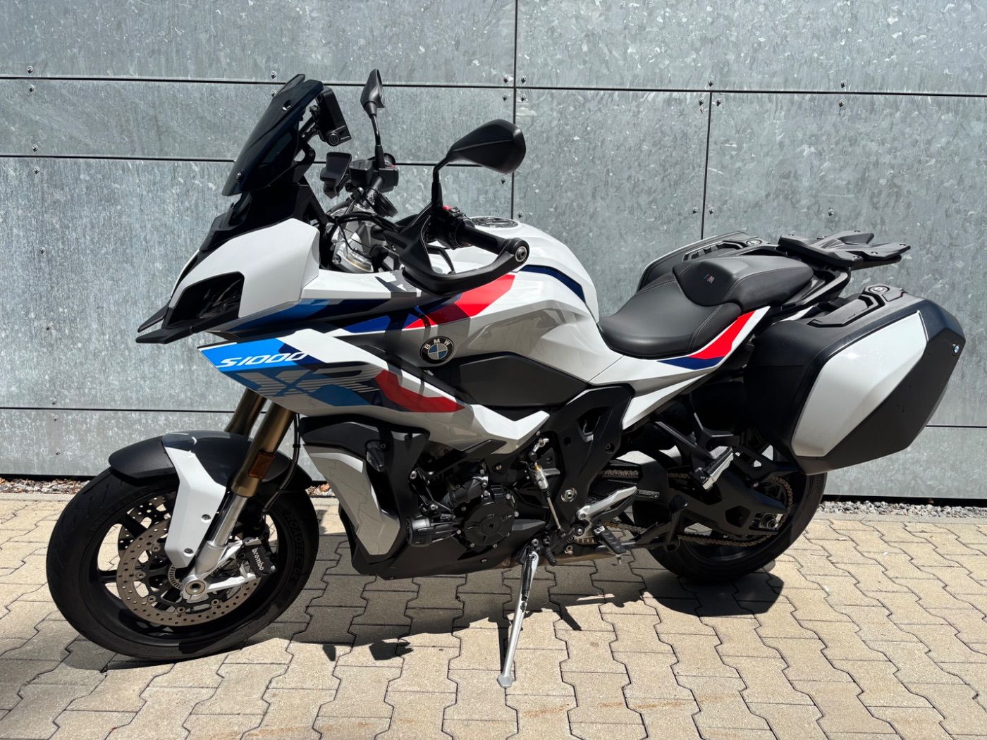 Fahrzeugabbildung BMW S 1000 XR M Paket aus 1. Hand mit Kofferset Öl I