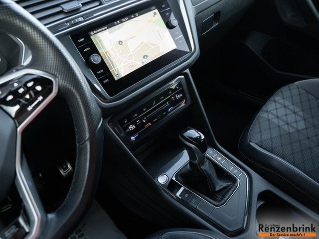 Tiguan R-Line eHybrid Black-Style AHK Kamera