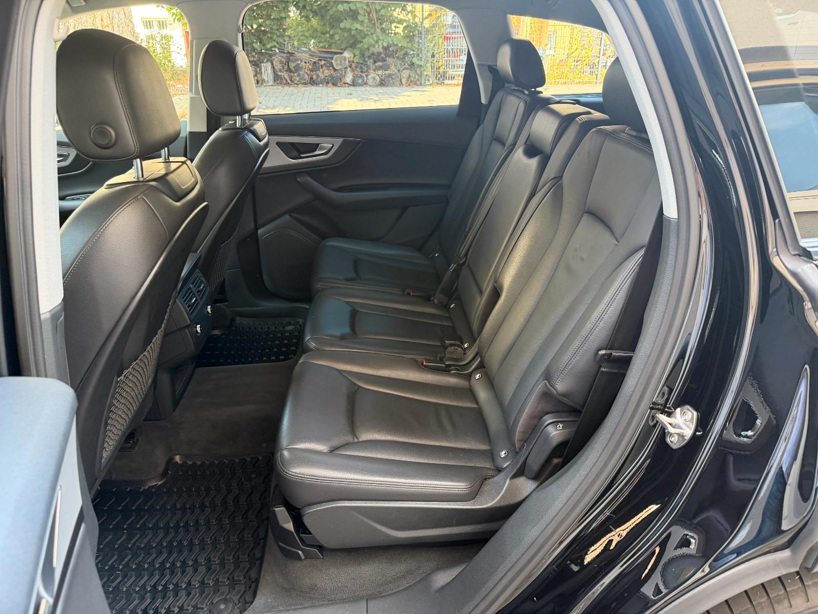 Audi Q7 3.0 TDI quattro 7 Sitzer LED Navi Leder Luft