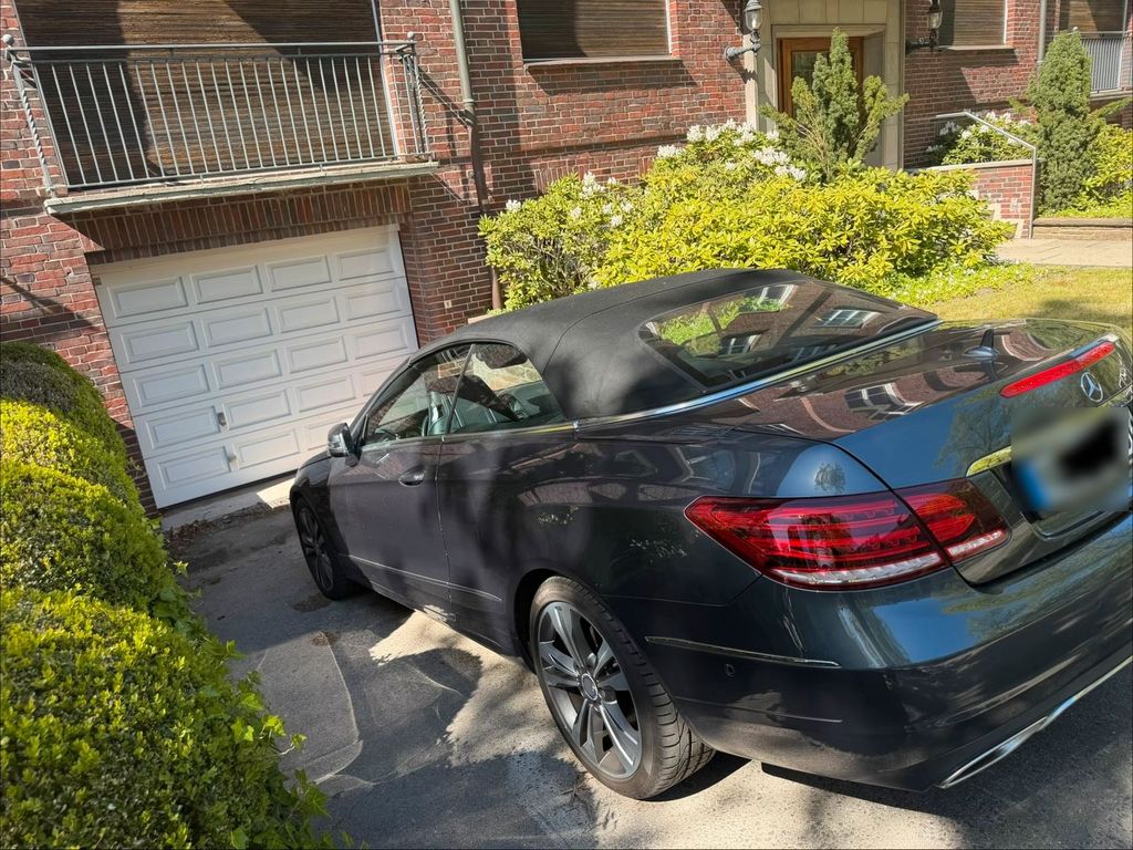Image of Mercedes-Benz E 250