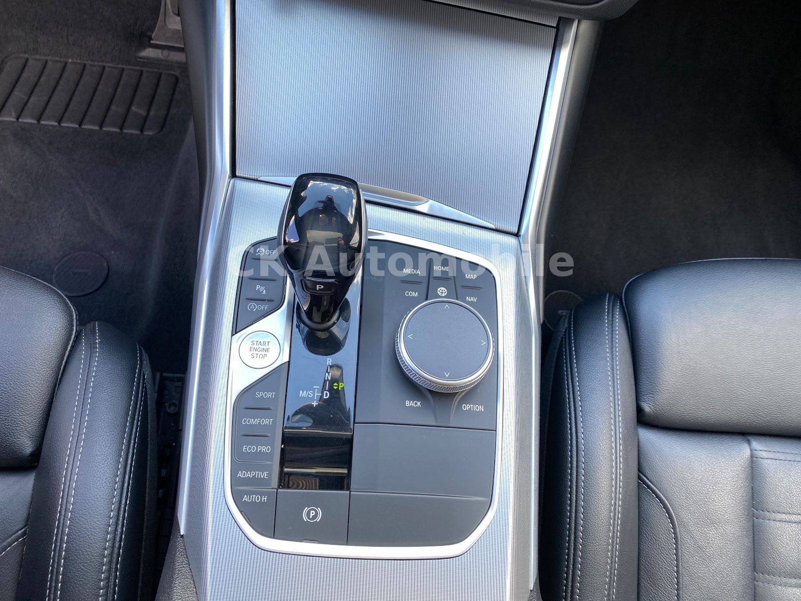 Fahrzeugabbildung BMW 320d Lim. M-Sport/Shadow-Line/Navi/Leder/LED/Kam