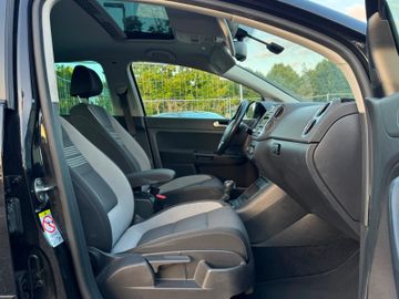 Volkswagen Golf - 8