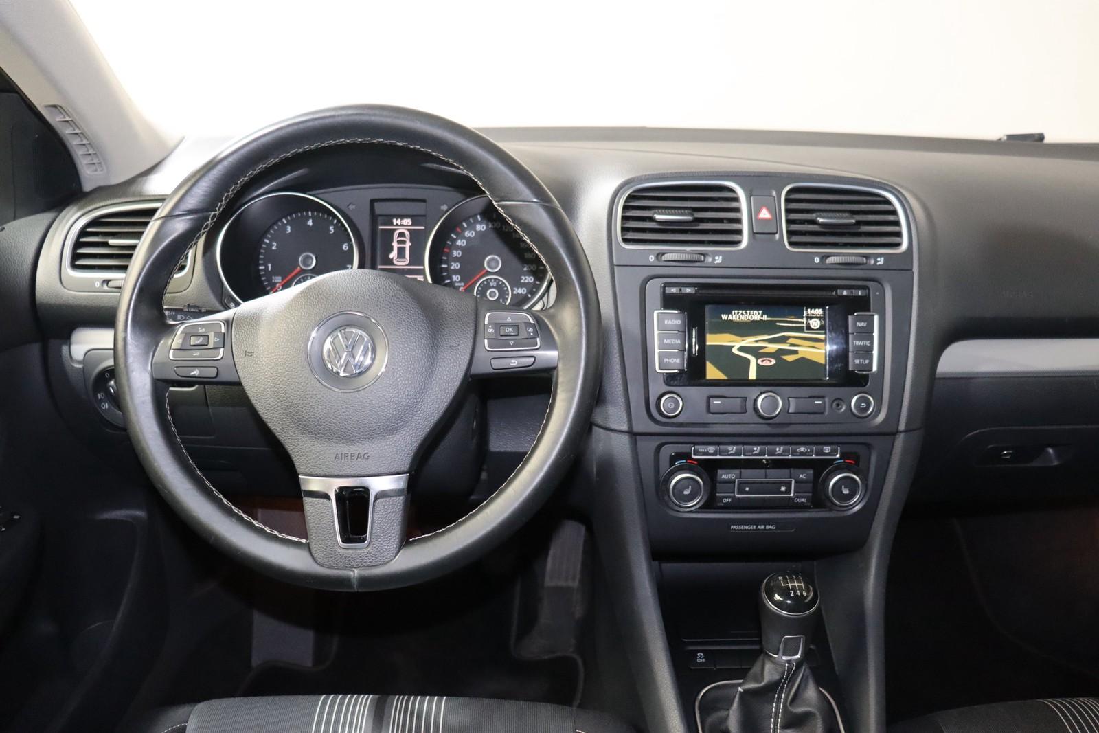 Volkswagen Golf 2012 — photo 11