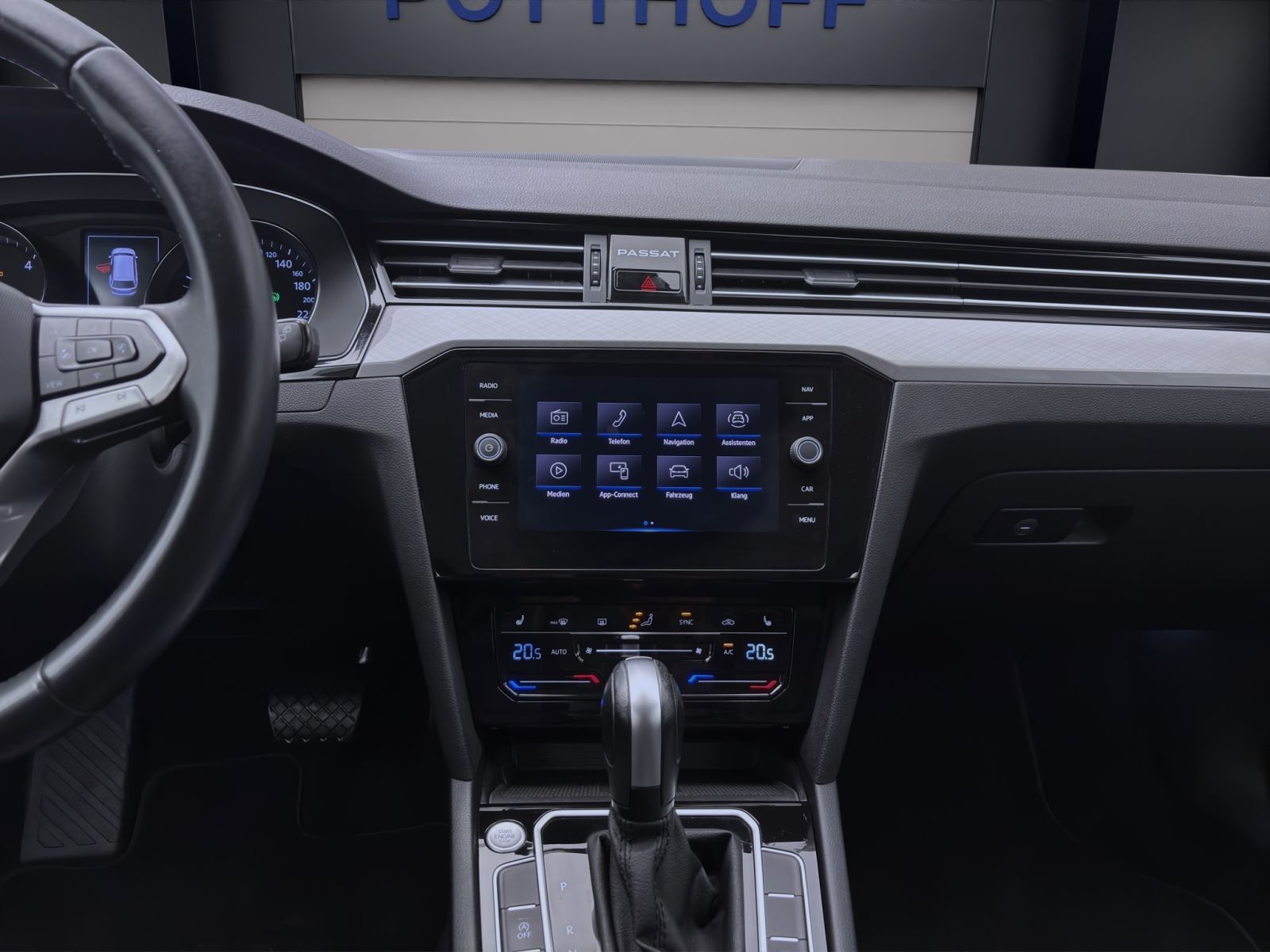 Volkswagen Passat Variant - Bild 15