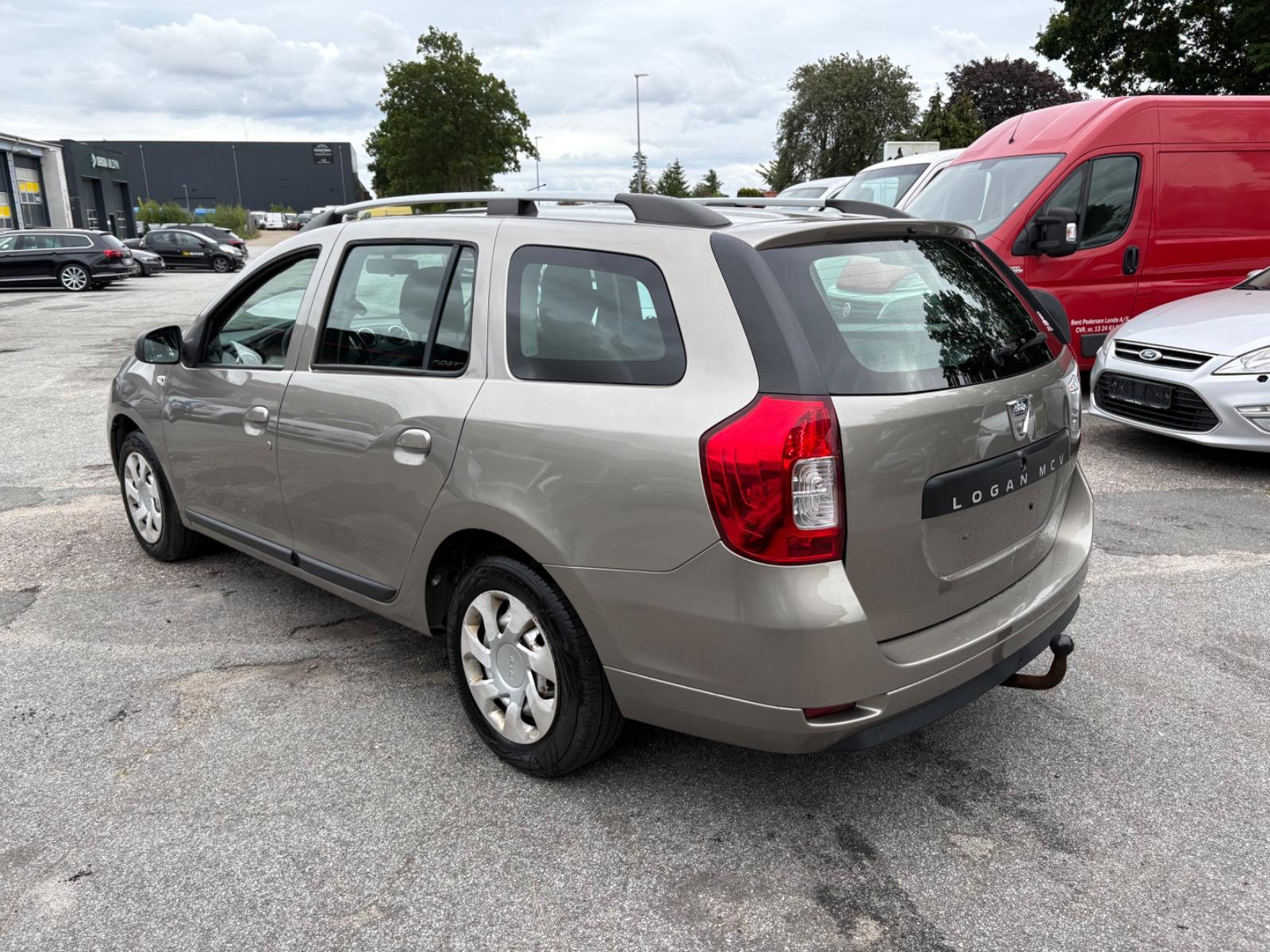 Dacia Logan 2015 — engine