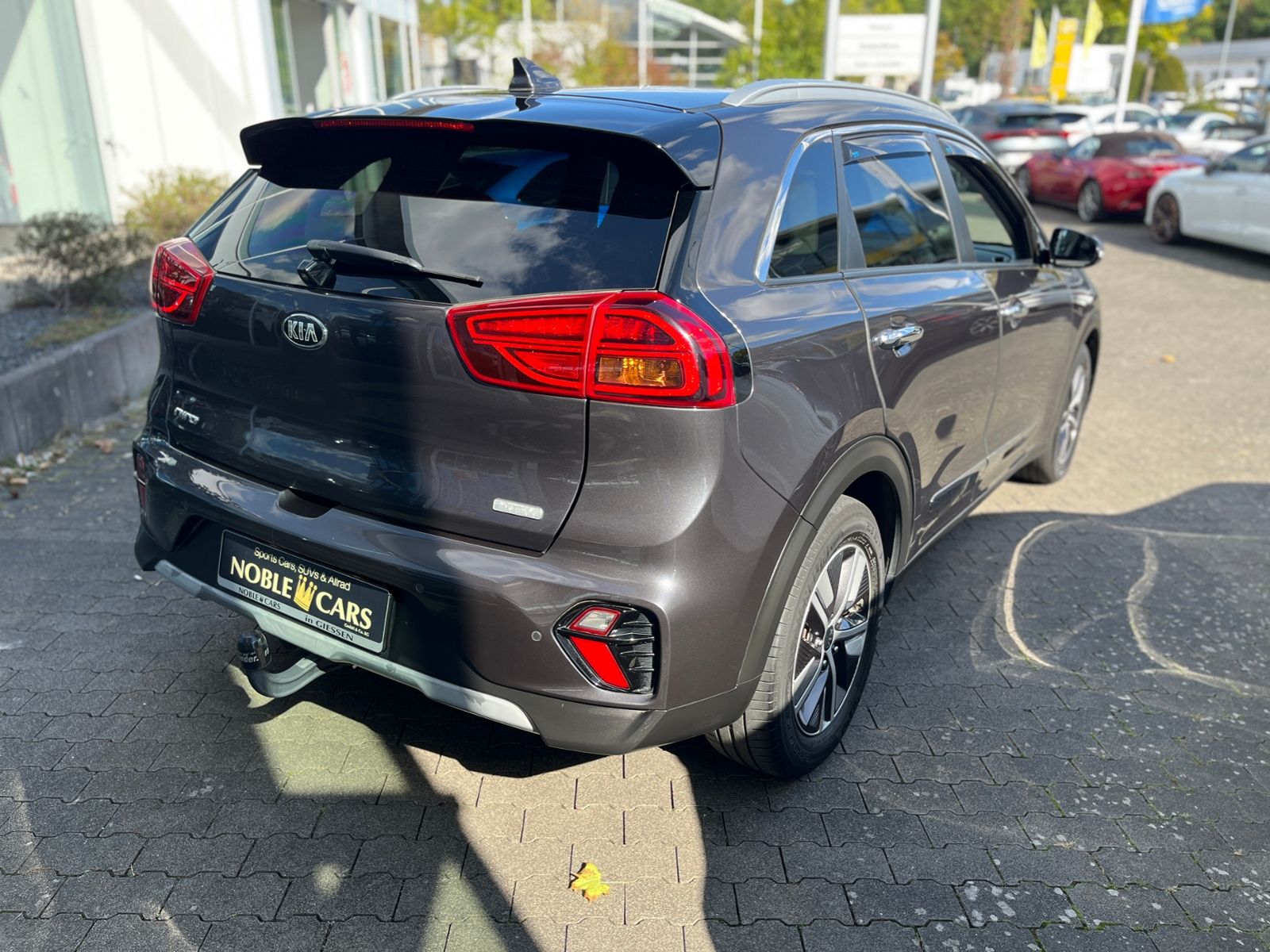 Fahrzeugabbildung Kia Niro Spirit PHEV LED NAVI LEDER SHZ AHK