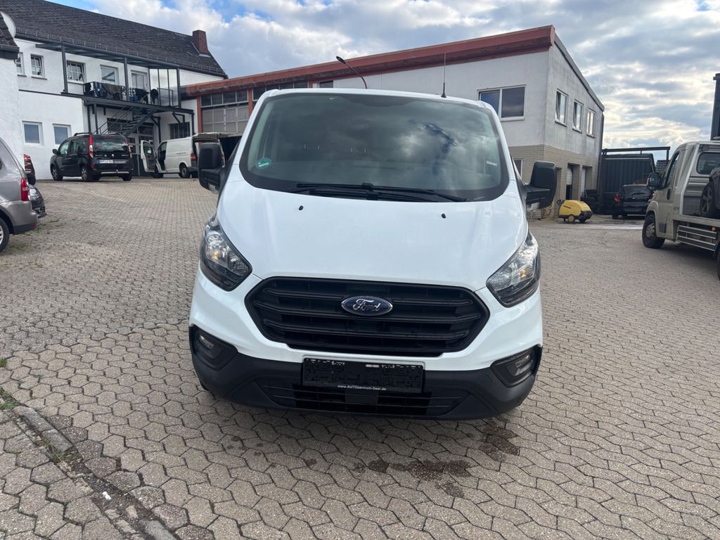 Image of Ford Transit Custom
