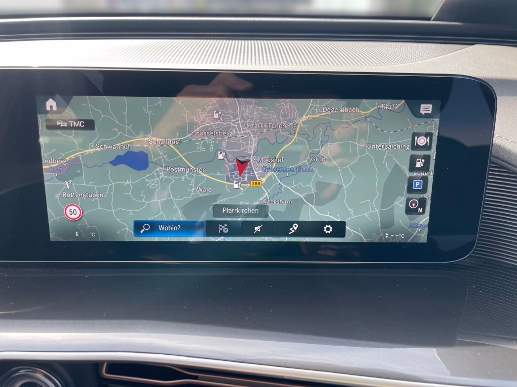 Mercedes-Benz EQC 400 4MATIC MBUX*Mbeam*AR*CarPlay*AUT*Distr
