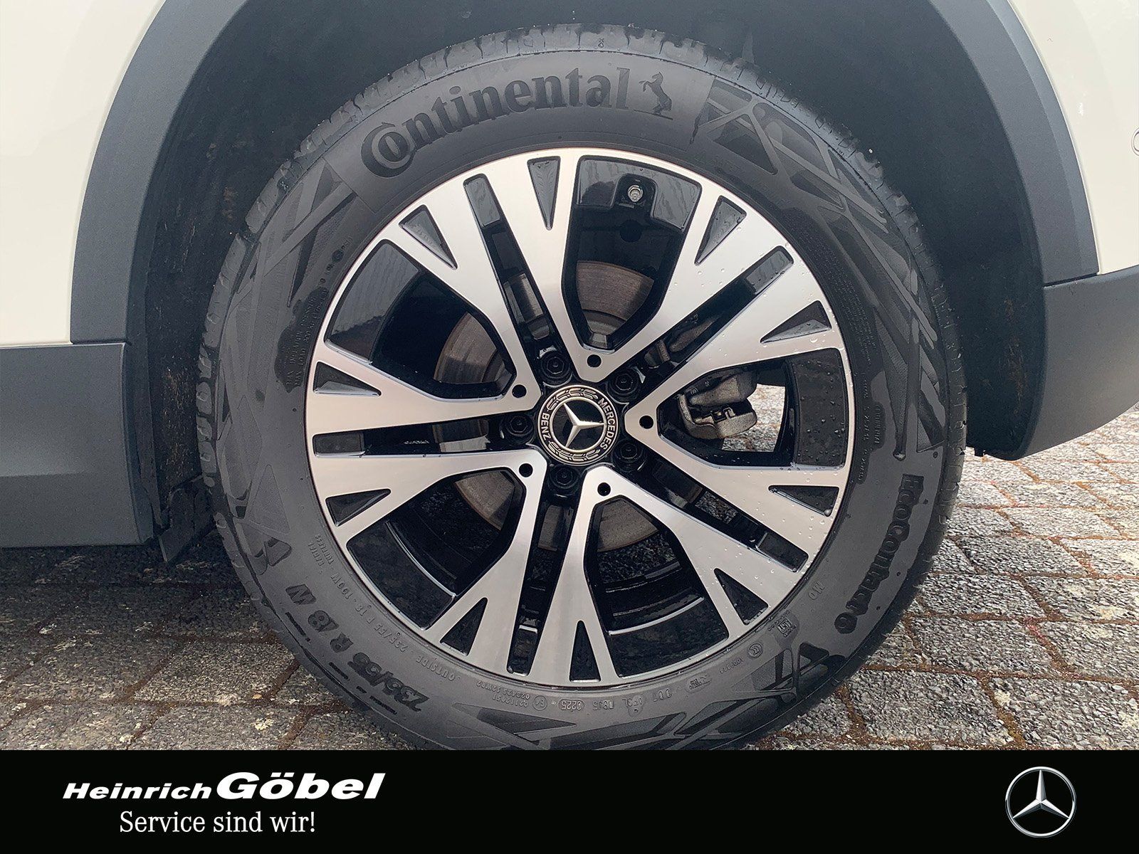 Fahrzeugabbildung Mercedes-Benz GLA 180 Progressive (EURO 6e)
