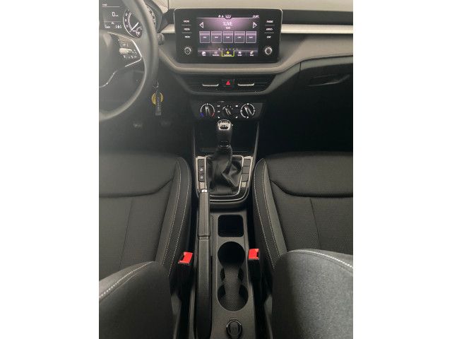 Fabia IV Tour 1.0 TSI SHZ+ALU+EPH+LED