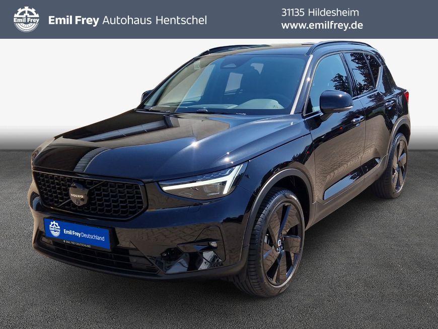 2025 Volvo XC40