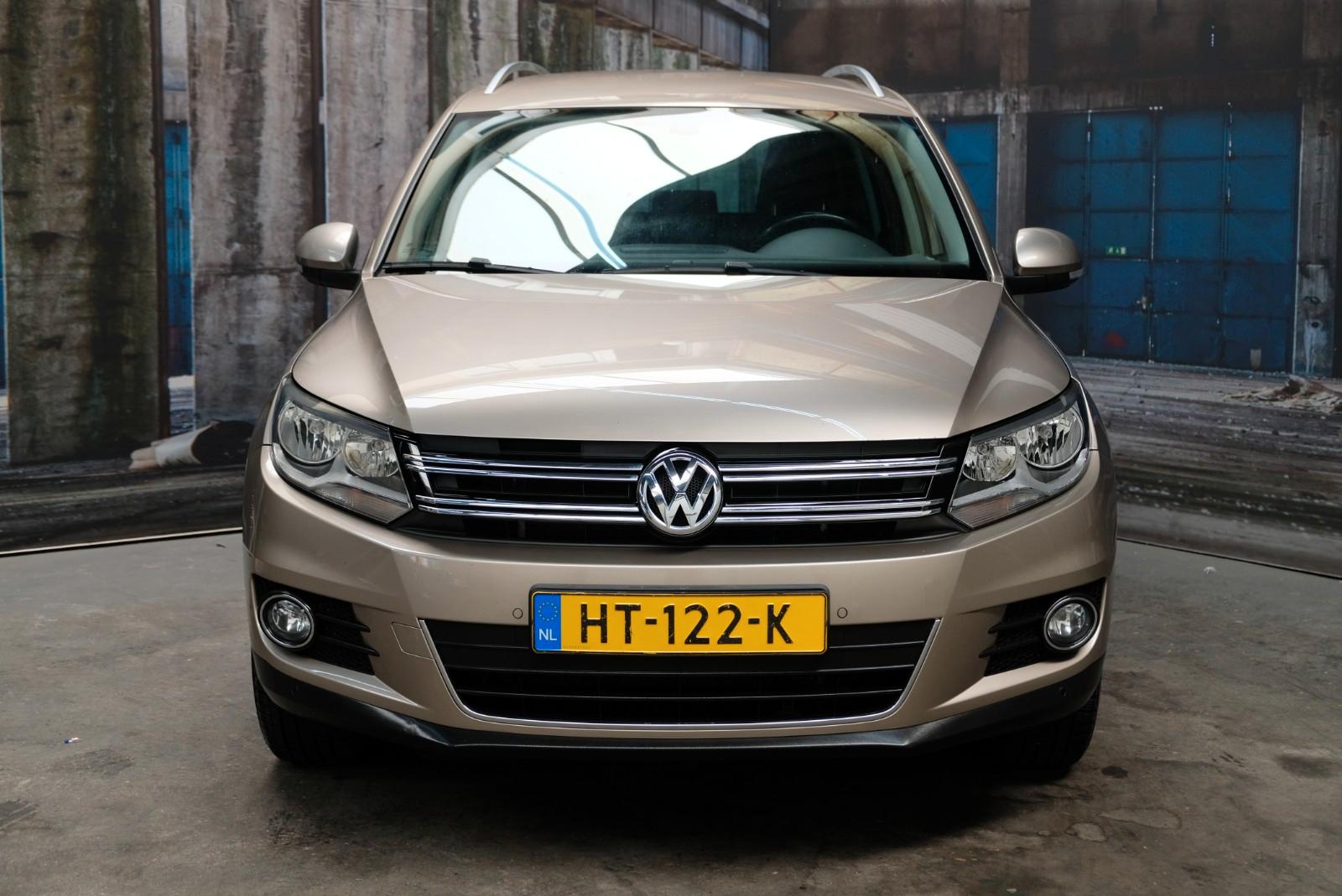 Volkswagen Tiguan 1.4 TSI Sport & Style BMT*Klima*Navi*Alu