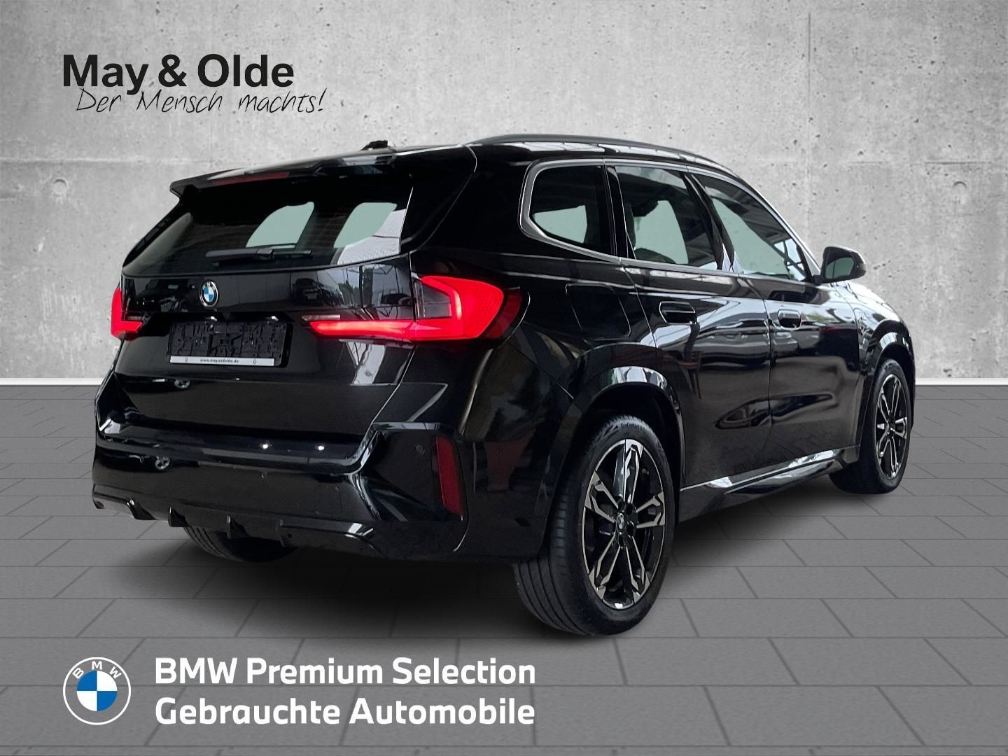 BMW X1 Drive20i M Sportpaket T-Leder HUD Pano Navi D foto 3