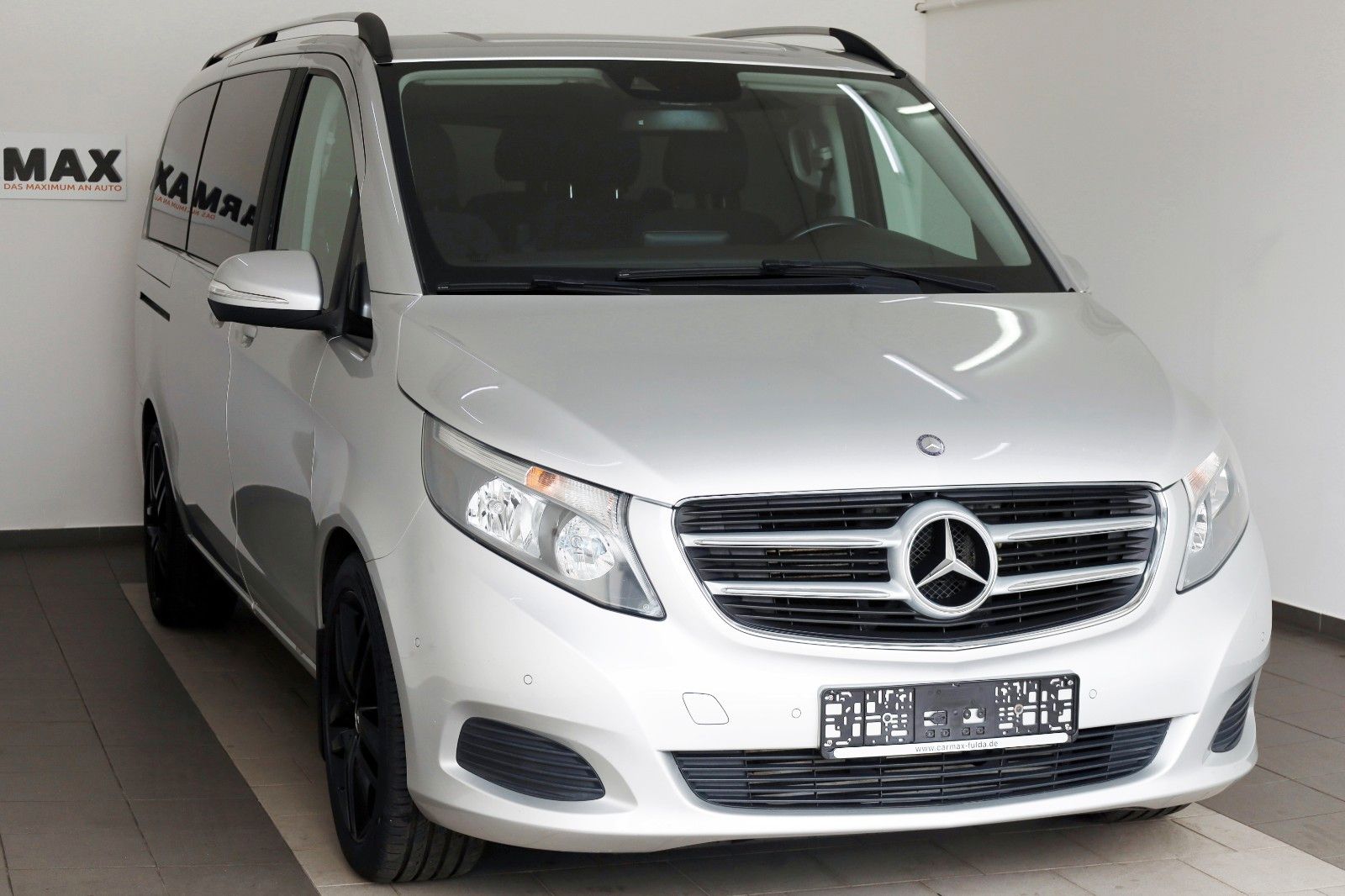 Fahrzeugabbildung Mercedes-Benz V 250d EDITION lang Sport/Park Paket,Navi,SH,AHK
