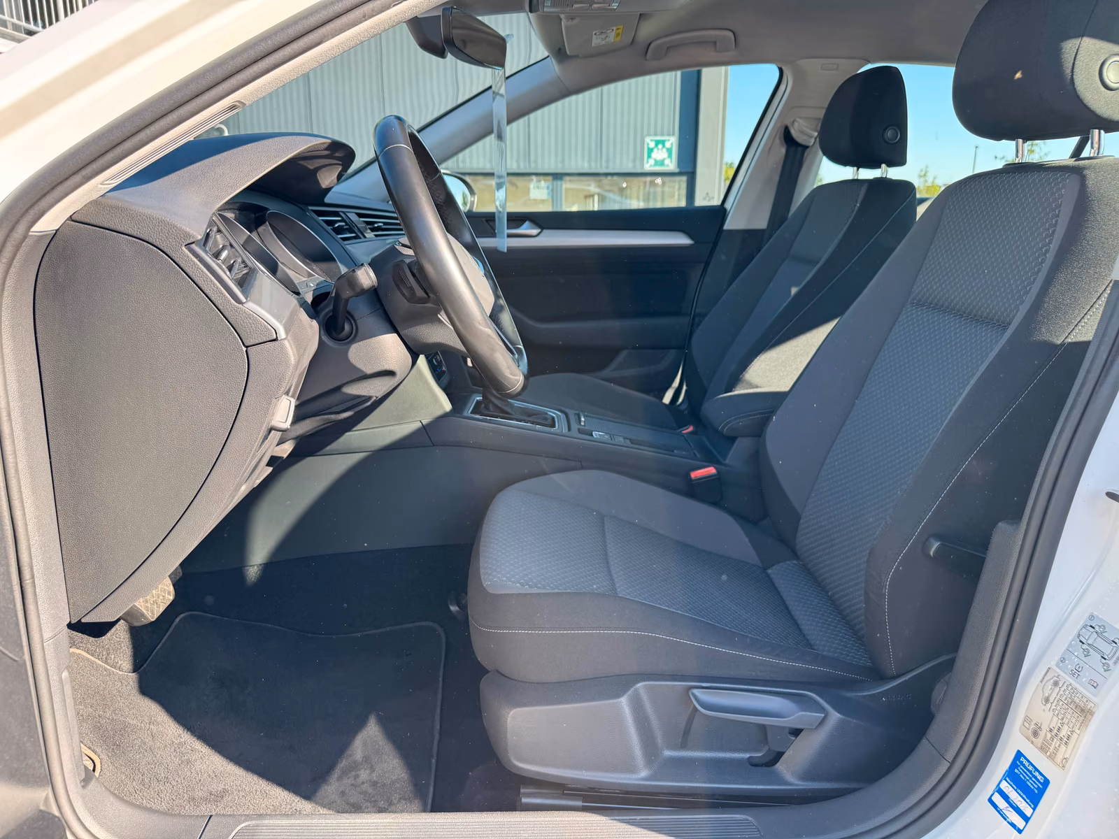 Volkswagen Passat Lim 2.0 TDI DSG ACC AHK KAM LED PDC eKLAP, миниатюра 11