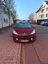 Peugeot 207 CC Platinum 150 THP Platinium - Peugeot 207 Platinium mit Benzin-Antrieb