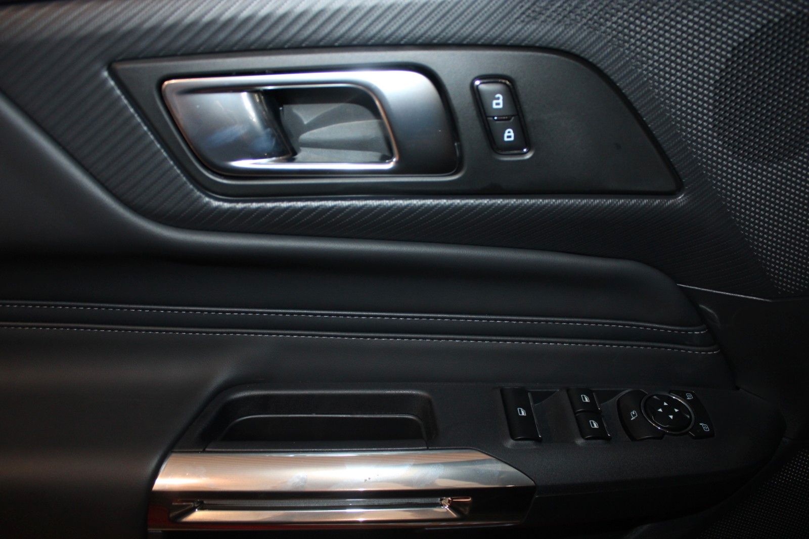 Fahrzeugabbildung Ford Mustang 5.0 V8 GT Cabrio LED ACC Kamera Leder