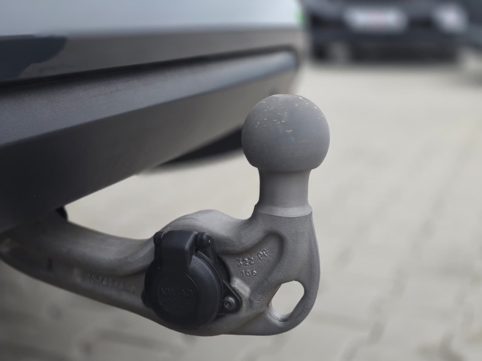 Fahrzeugabbildung Volkswagen Tayron 2.0 TDI 4M R-Line BLACK*7Si*MATRIX*PANO