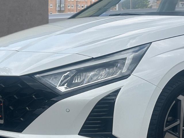 Fahrzeugabbildung Hyundai i20 FL (MY25) 1.0 T-GDI (100 PS) 7-DCT Prime Nav