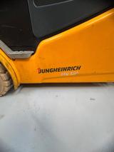 Jungheinrich EFG550 - Jungheinrich Schubmaststapler