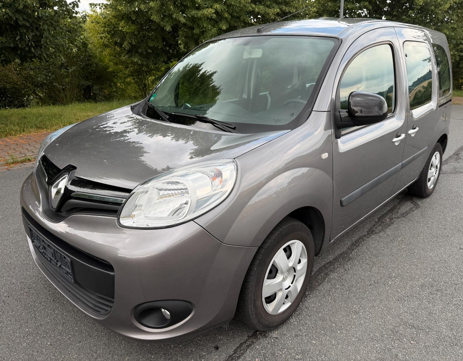 Renault Kangoo Happy Family