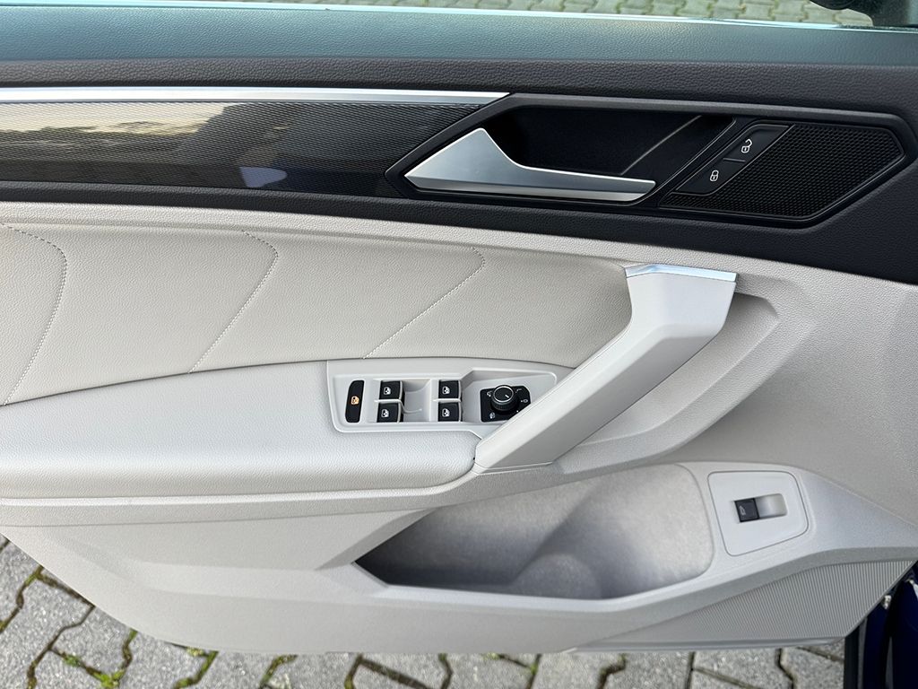 Tiguan 2.0 TSI 4MOTION *AHK*STDHZG*DCC*