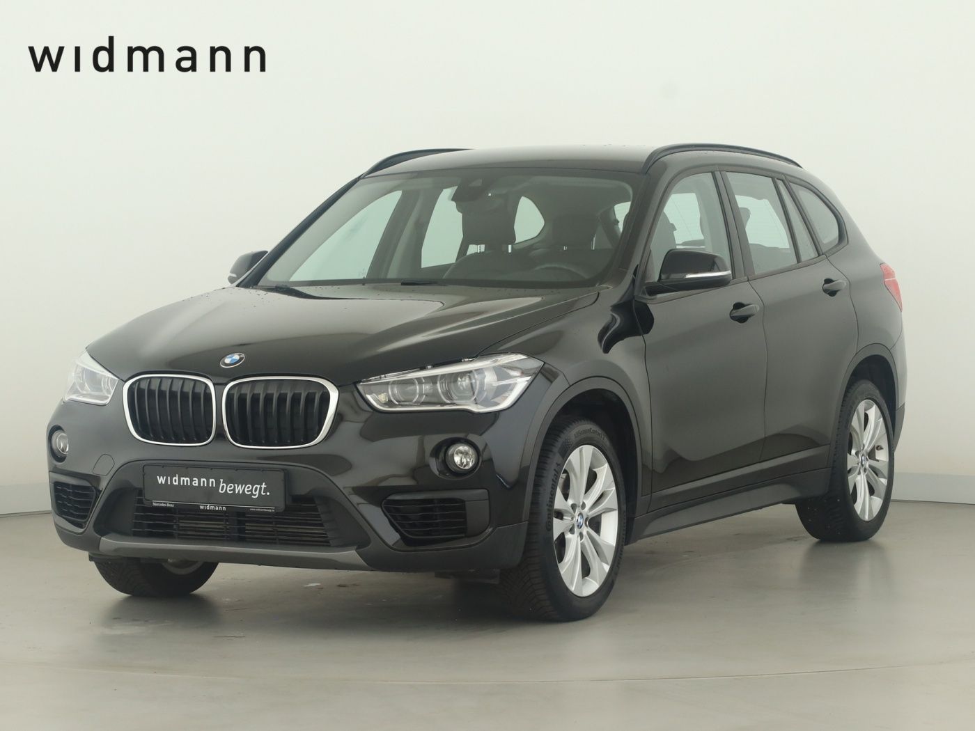 BMW X1 sDrive18i *AHK*ACC*LED*Parktronic*Leder*SHZ**
