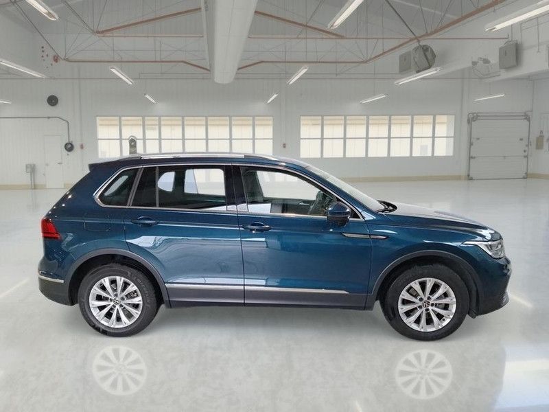 Volkswagen VOLKSWAGEN TIGUAN 2.0 TDI SCR 110 KW LIFE DSG SU imagem 3