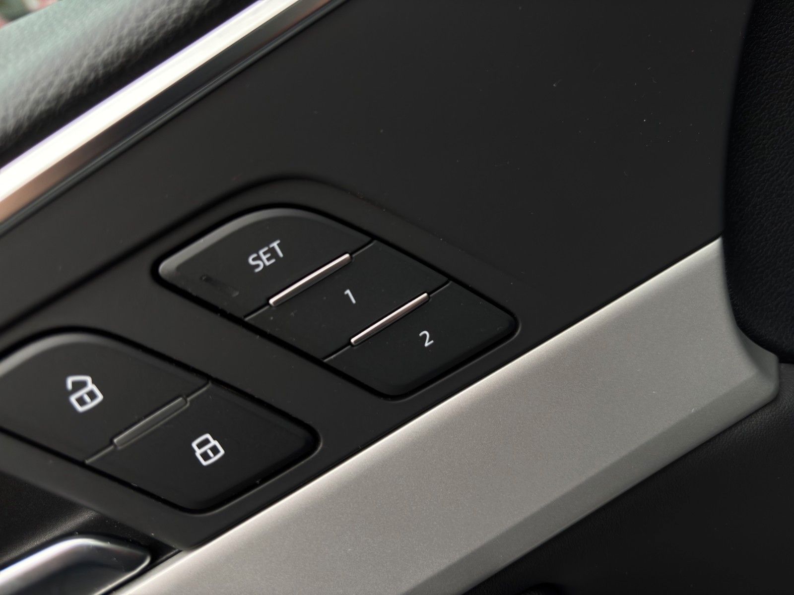 Fahrzeugabbildung Audi A4 Avant *S-line*Elektr.Sitze*ACC*Carplay*Leder