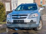 Chevrolet Captiva 2.4 LS 2WD - Chevrolet Gebrauchtwagen in Oberhausen
