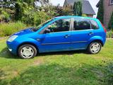 Ford Fiesta 1.4 16V Ghia Ghia - Ford Fiesta: Ghia