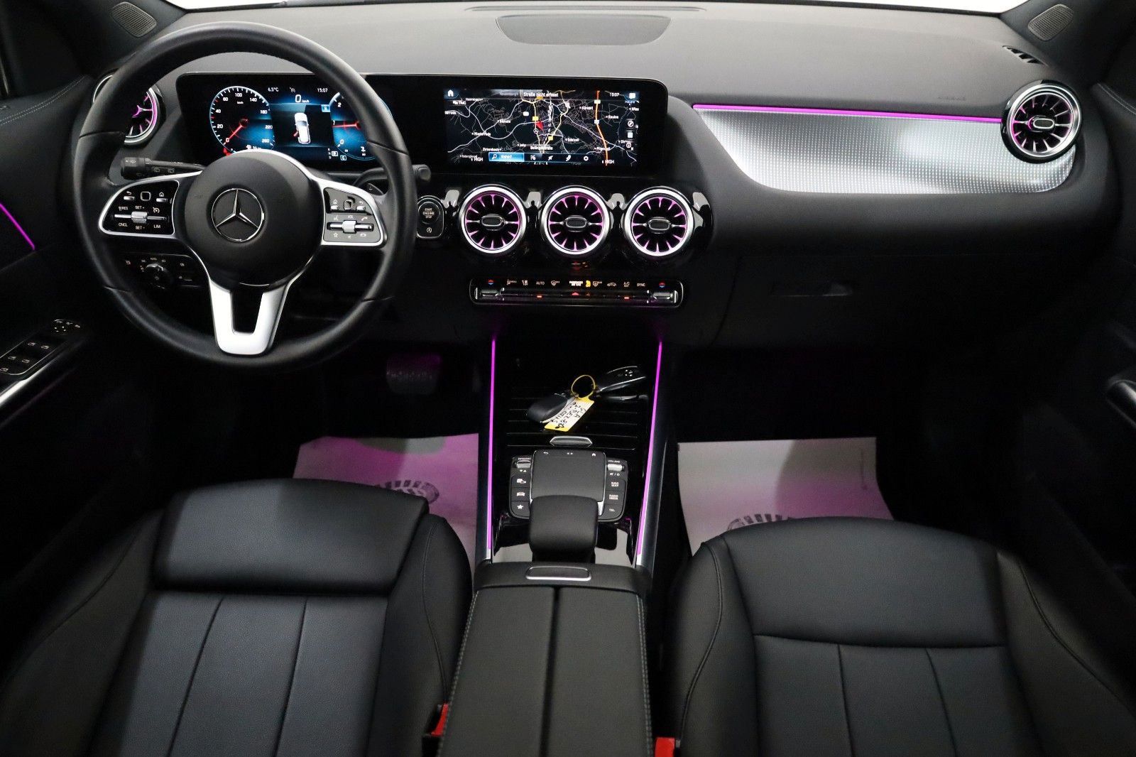 Fahrzeugabbildung Mercedes-Benz GLA 200 Progressive,Leder,Navi,LED,SH,Kamera,