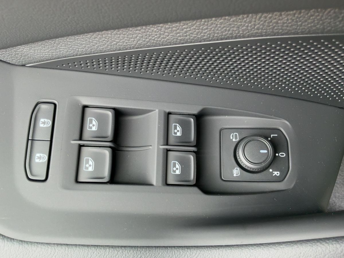 Volkswagen Passat Variant - Bild 17