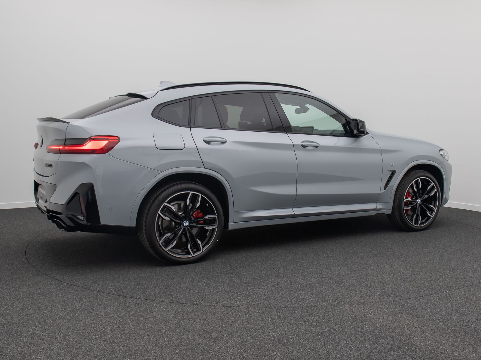 Fahrzeugabbildung BMW X4 M40i Laser360°HUD H/K DAB Panorama AHK 21Zoll
