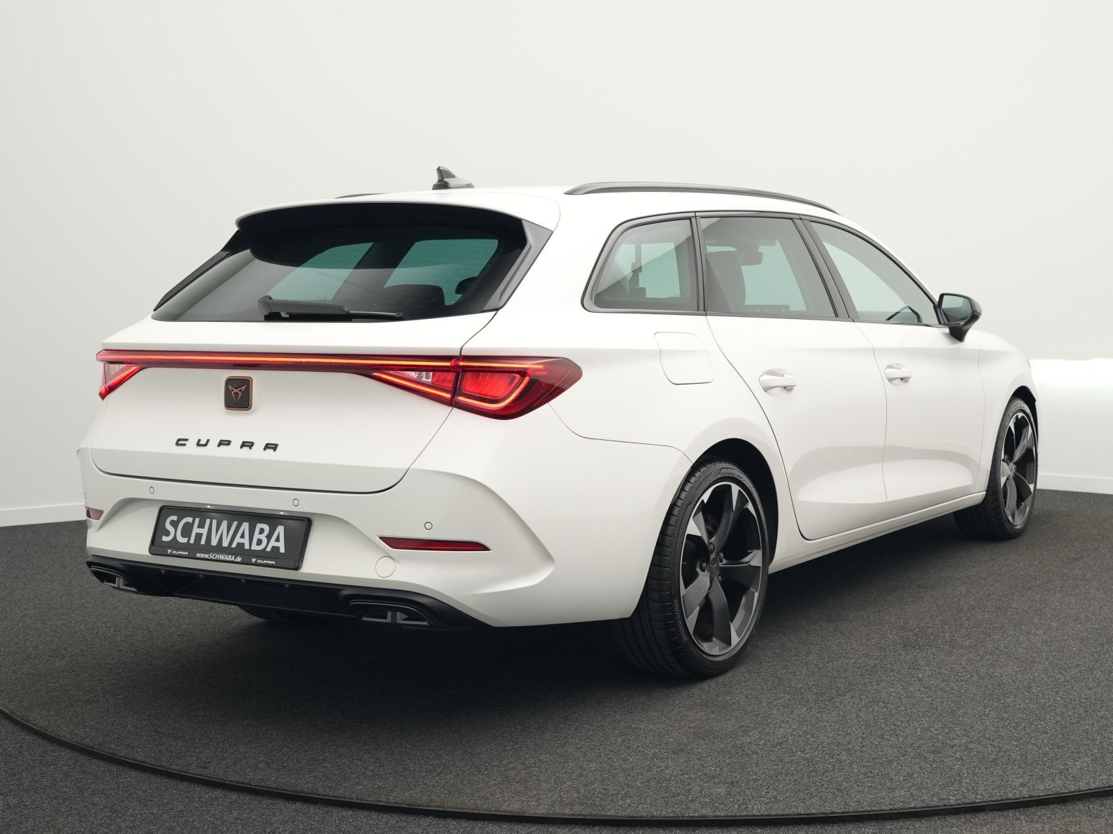 Cupra Leon Sportstourer 1.5 eTSI DSG *ACC*AHK*NAVI*18* imagem 3