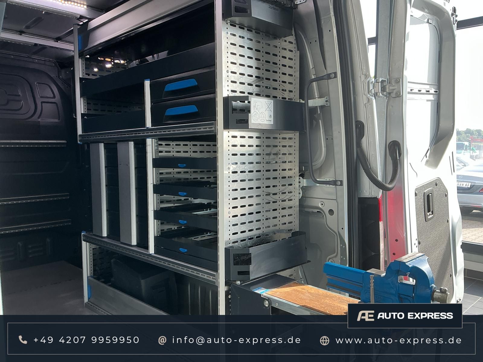 MERCEDES-BENZ Sprinter 317 L1/H1+Sortimo+Regalausbau+Werkstatt