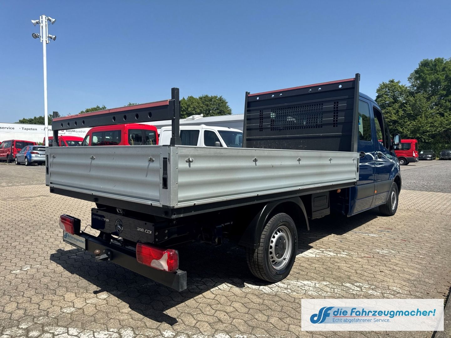 Fahrzeugabbildung Mercedes-Benz Sprinter Pritsche DoKa 316 CDi L3 AHK 3,5t Kamer