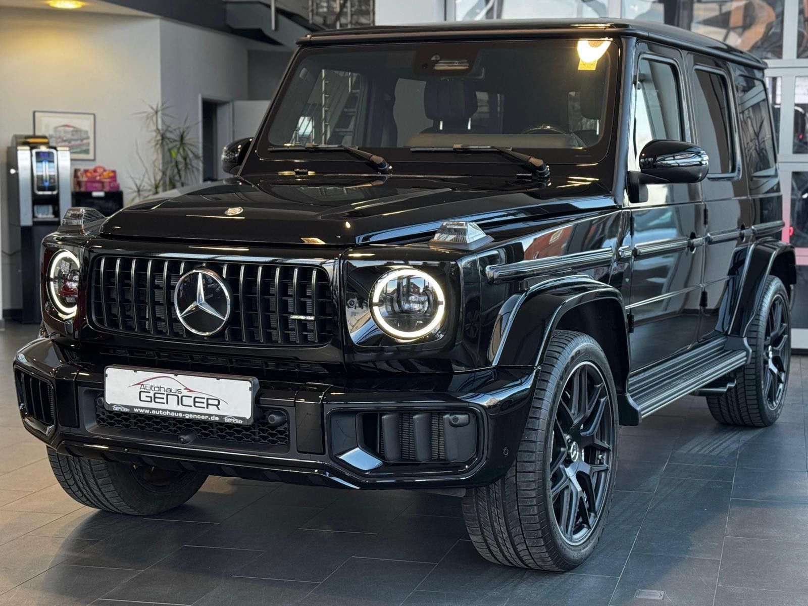 MERCEDES-BENZ G 63 AMG 4.0 "Multibeam/Burmester/360°/Standhzg.