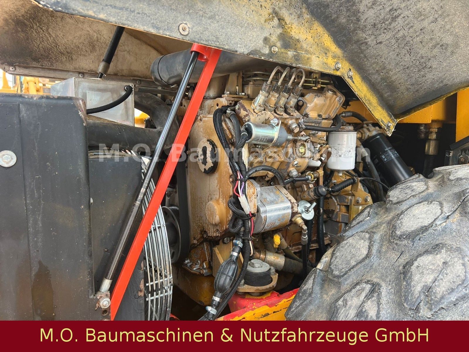 Fahrzeugabbildung Dynapac CA 302 D / Walzenzug / 12,5 t /