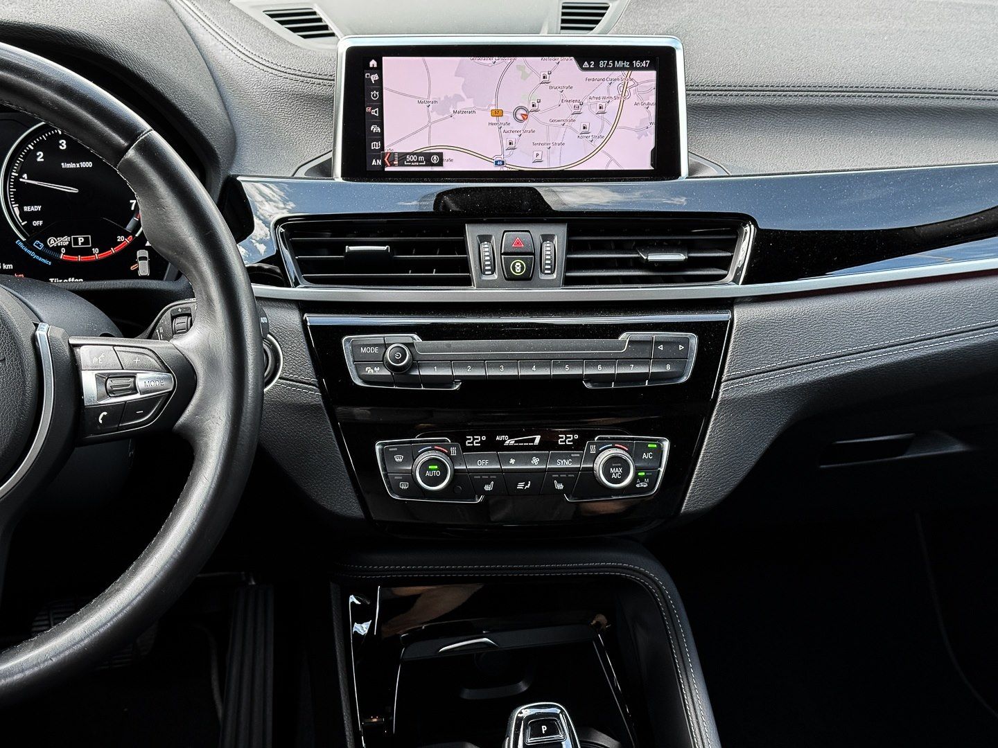 BMW X2 sDrive18i RFK + NAVI + LED + PDC + DAB + UVM. foto 10