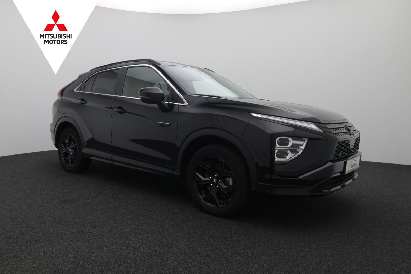 Fahrzeugabbildung Mitsubishi Eclipse Cross 2.4 Plus Select Black Hybrid 4WD