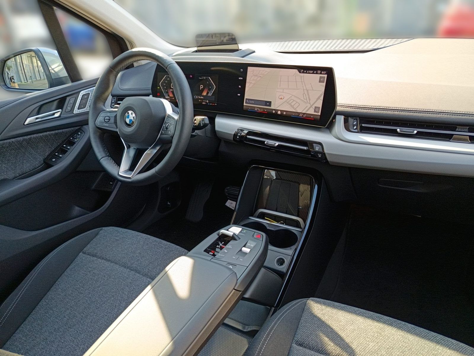 BMW 218 Active Tourer - Bild 25